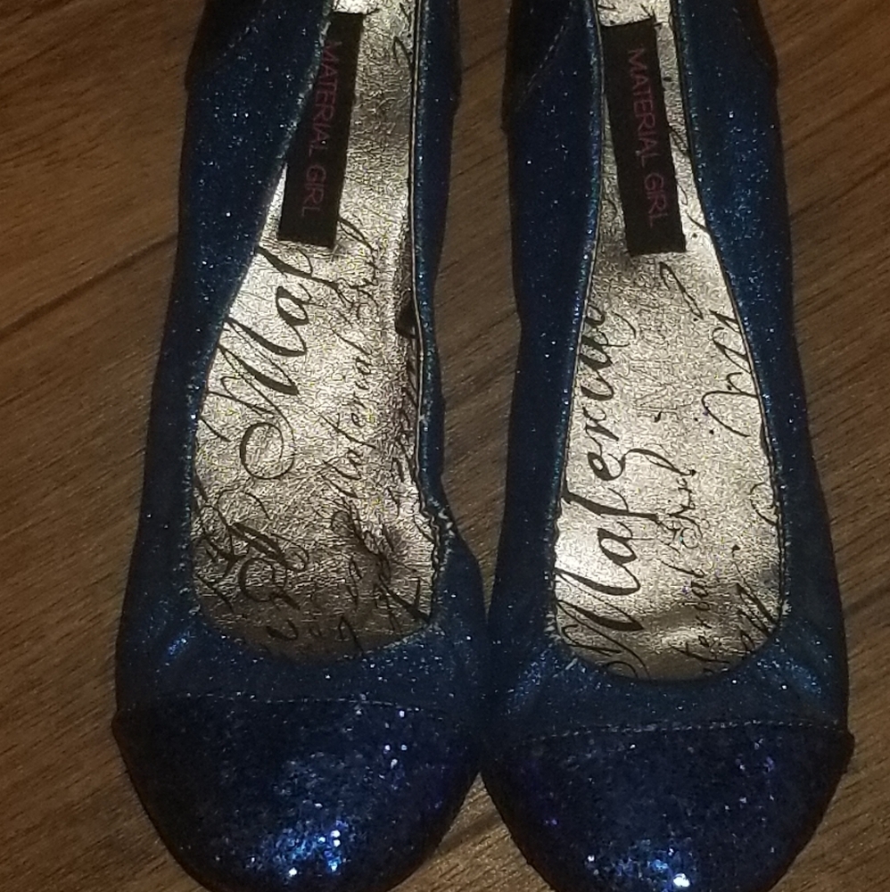 3/$20 Super cute ladies blue sparkly shoes